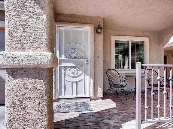 2nd image of 4118 Kemble Ct