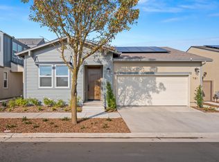 781 Elizabeth Ave, Madera, CA
