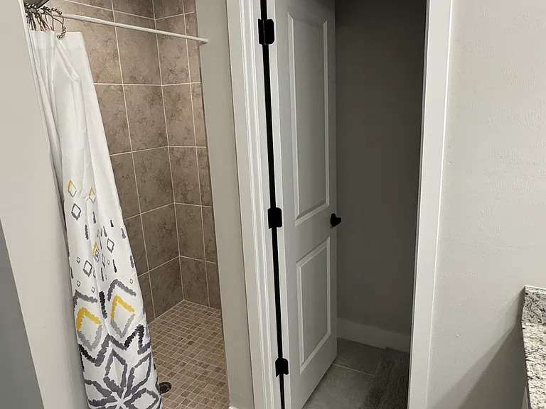 304 Preston St #304 — Photo 7