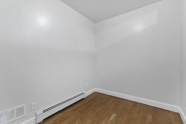 Rented by Compass | media 23