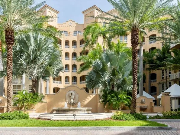 3001 NE 185th St APT 710, Aventura, FL 33180