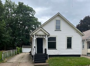 7117 Camden Ave, Cleveland, OH