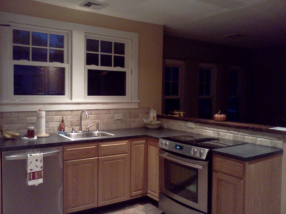2nd image of 16 Woodland Ter