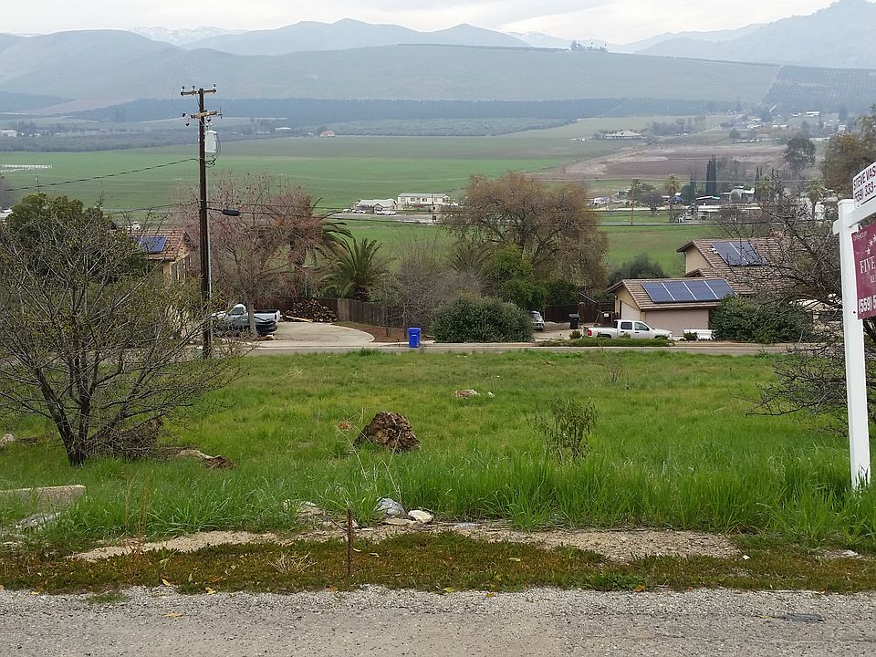 FRONT VIEW FROM HIGHLAND RD
