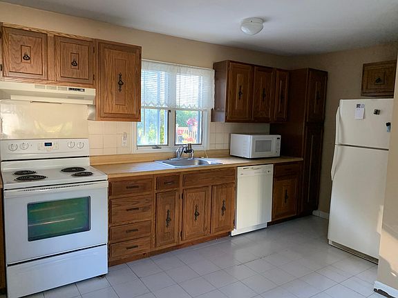 2nd image of 68 Grissom Way