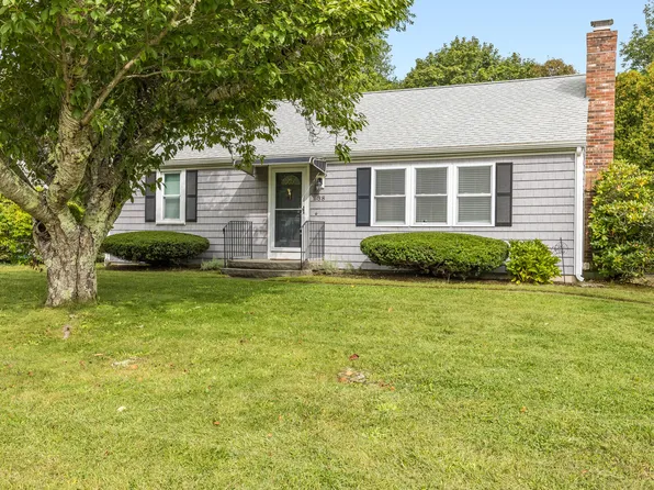 38 Canterbury Lane, East Falmouth, MA 02536
