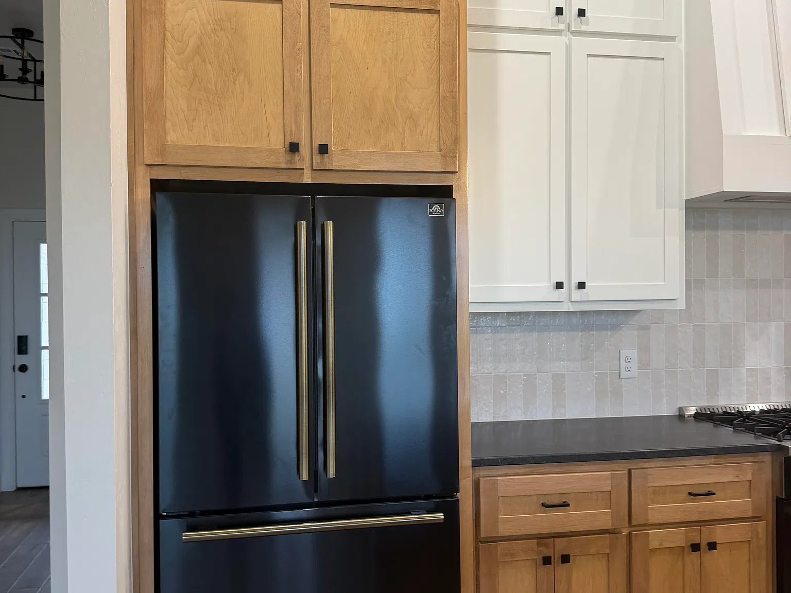 4 bed, 2084 sqft, $2,600 — Photo 4