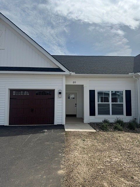 1st image of 89 Erie Ridge Dr