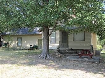 5th image of 1007 Central Ave
