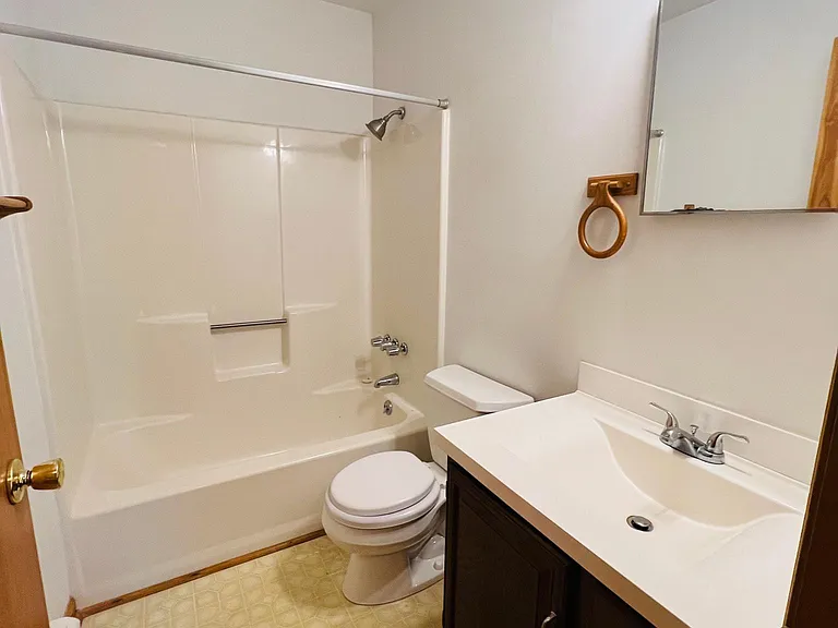 207 Old Post Rd #2 — Photo 10