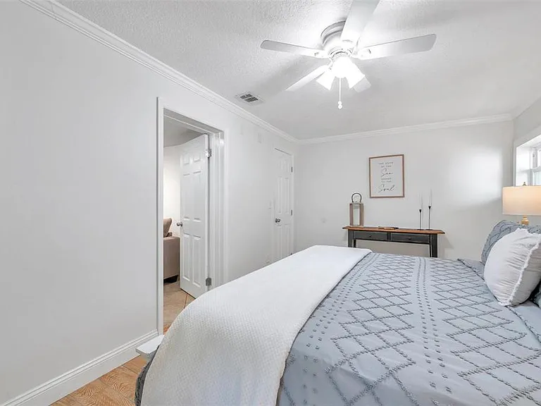 1261 12th Ct SW — Photo 46