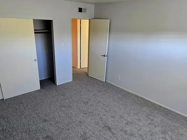 277 Pleasant St #317 — Photo 28