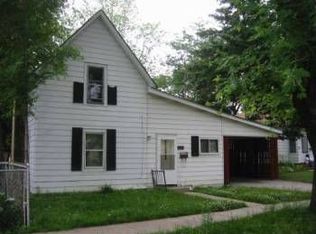 131 Wisconsin Ave, Waukegan, IL 60085
