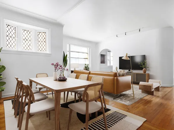 380 Riverside Drive image 5 of 17