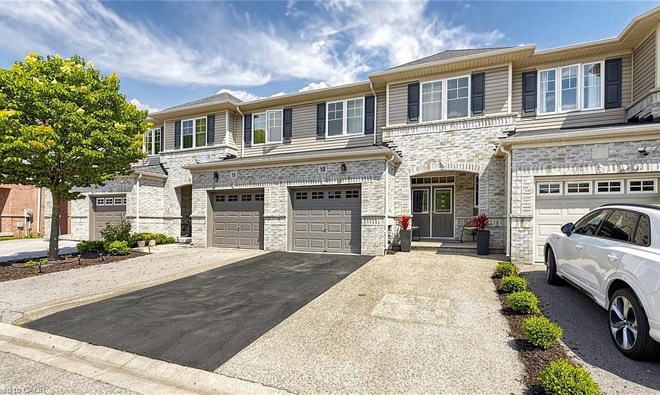 1st image of 3275 Stalybridge Dr #10
