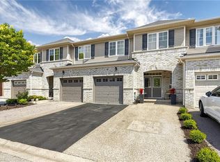 3275 Stalybridge Dr #10, Oakville, ON L6M0L2