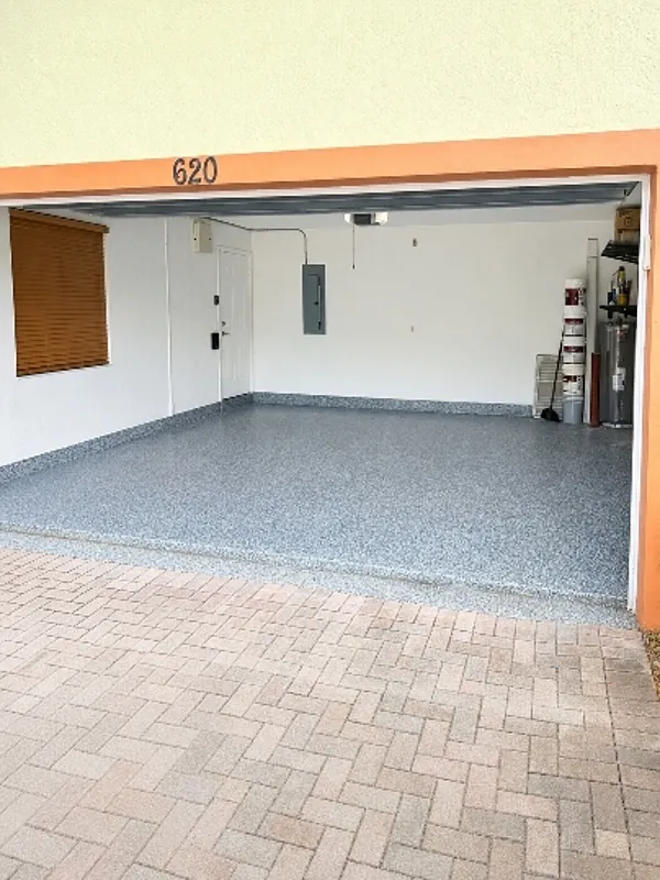 3 bed, 3.0 bath, 2530 sqft, $4,800 — Photo 1