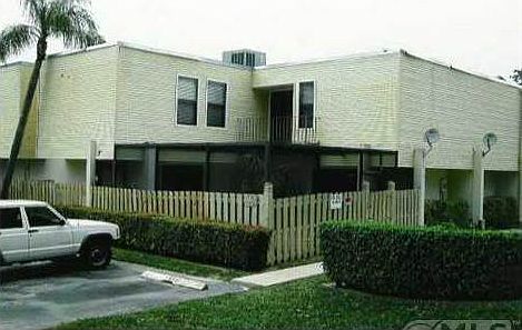 2nd image of 11995 Shakerwood Ln