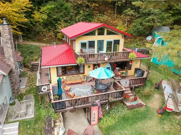 1035 Corbett Ln, Clarion, PA 16214