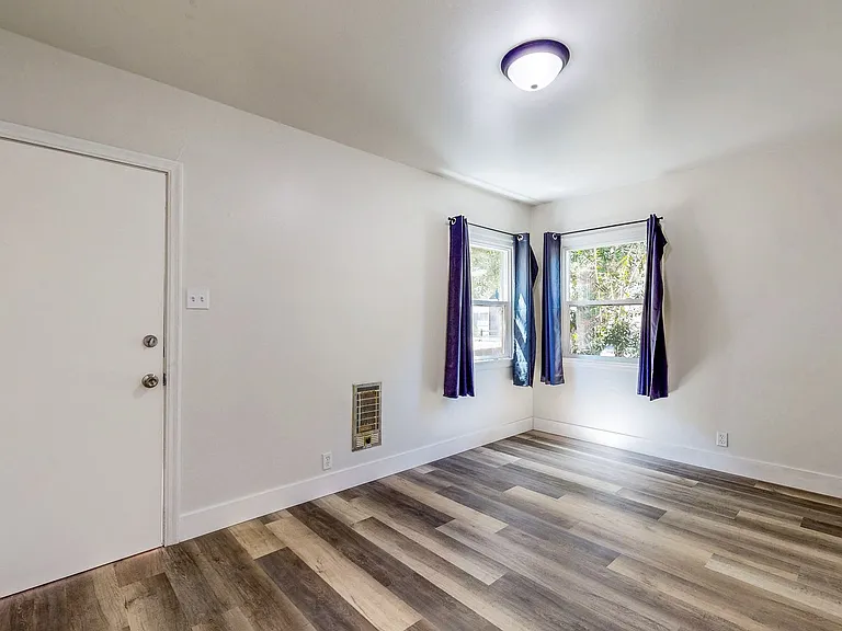 560 McConnell Ave — Photo 31