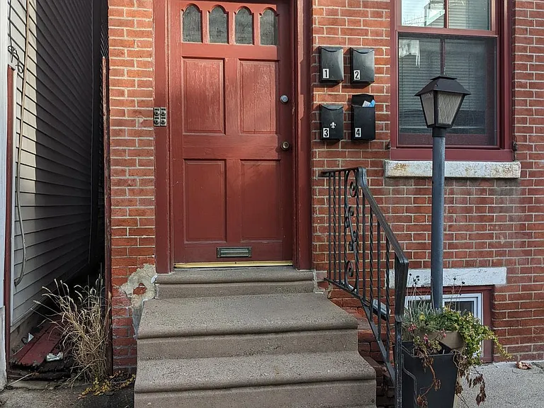 1213 Shackamaxon St #2 — Photo 2