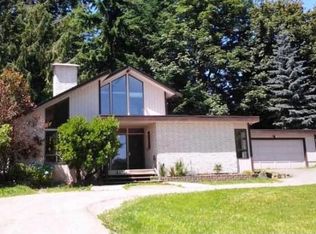 23020 29th Ave W, Brier, WA 98036