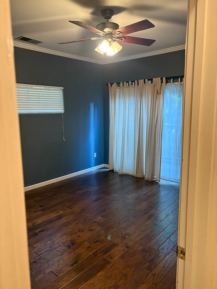 1301 Kondos Ave photo 1