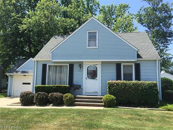 2nd image of 542 E 300th St