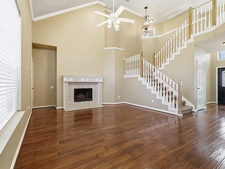 630 Waterview Dr — Photo 13