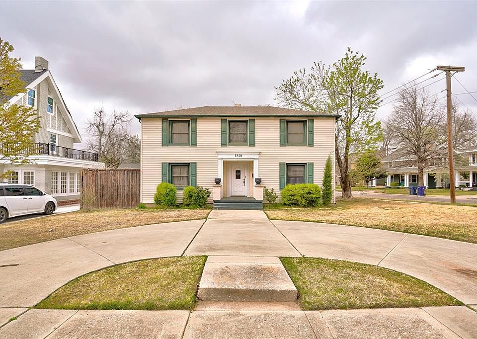 1st image of 1801 NW 17th St