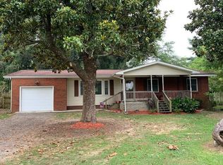 560 W Reed Rd, La Fayette, GA 30728