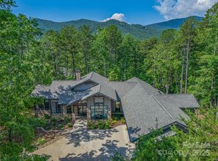 3 Nestlewood Dr, Arden, NC 28704
