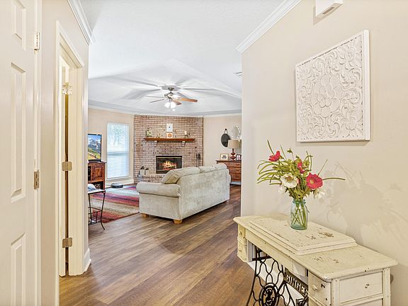 4th image of 12452 Brady Place Blvd
