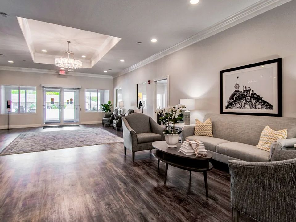 RLL entrance lobby