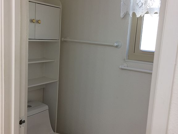 4th image of 34344 Siward Dr