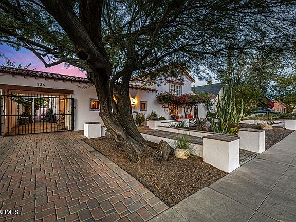3rd image of 326 W CYPRESS Street