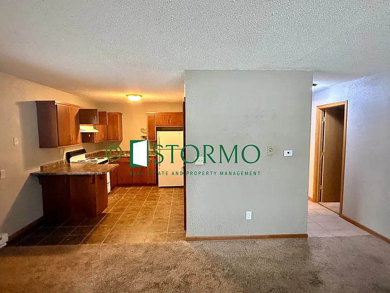 519 14th St S #4 — Photo 6