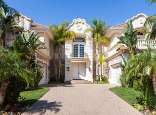 19011 Devonport Ln, Tarzana, CA 91356