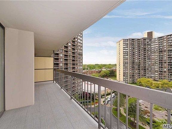 3rd image of 1 Bay Club Dr APT 10V