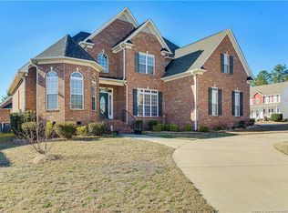 3902 Gaithersburg Ln, Hope Mills, NC 28348