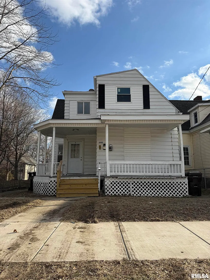 1602 NE Jefferson Ave photo 1