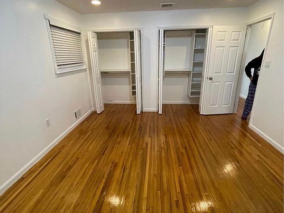 3rd image of 430 Eltingville Blvd #1