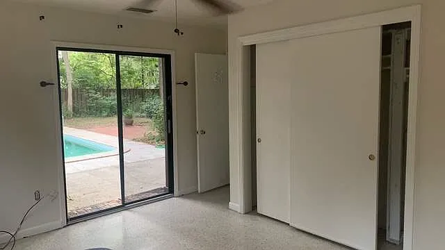 3735 SW 2nd Pl — Photo 12