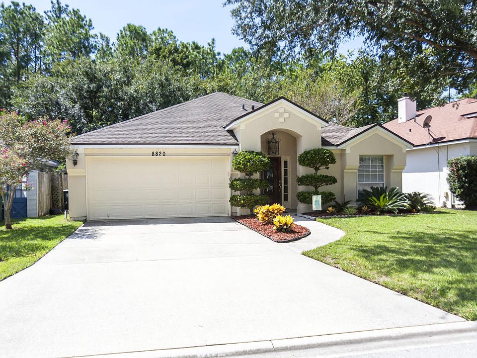 1st image of 8820 Chambore Dr