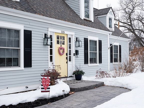 3rd image of 115 Grove St