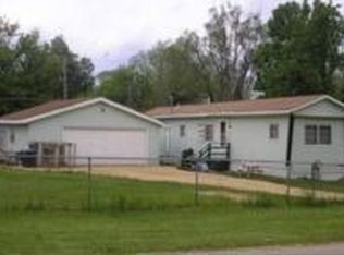 415 S Memorial Ave, Rockford, IL 61102