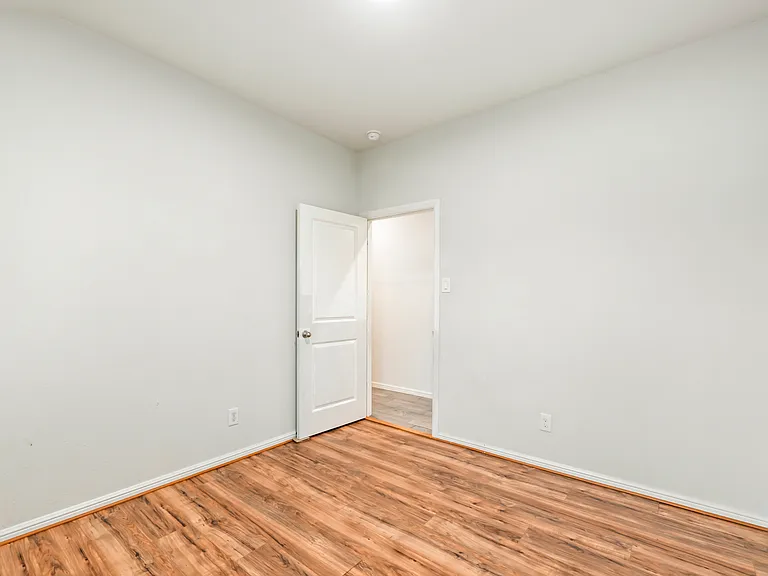 9717 Snowbell Ln — Photo 21