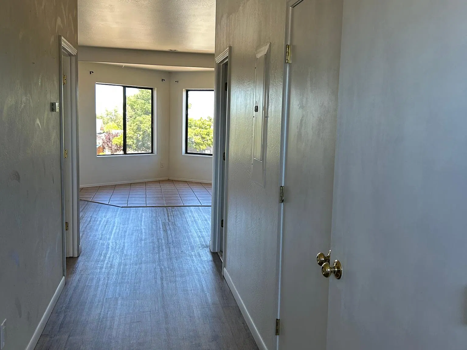 2 bed, 3134 sqft, $3,200 — Photo 2
