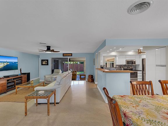 5th image of 3404 Barton Road