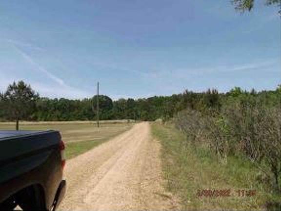 Exterior Neighborhood (street photo)